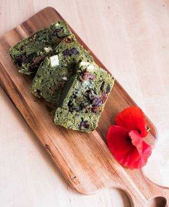 Un Cake Salé à la spiruline : fusion de saveurs et de nutriments